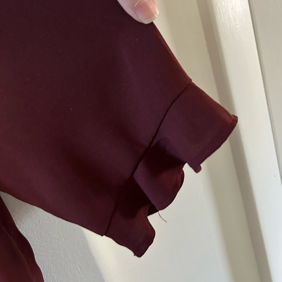 Ann Taylor V Neck top - Picture 2 of 7